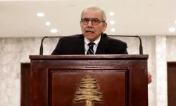 قصف لبناني يستهدف شمال إسرائيل ورئيس الحكومة يحذر من تجدد الحرب